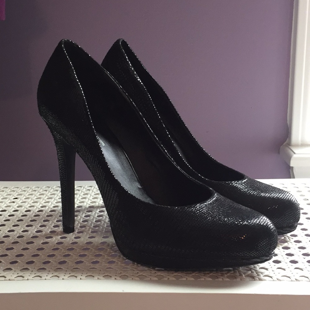 I.N.C. Black Heels